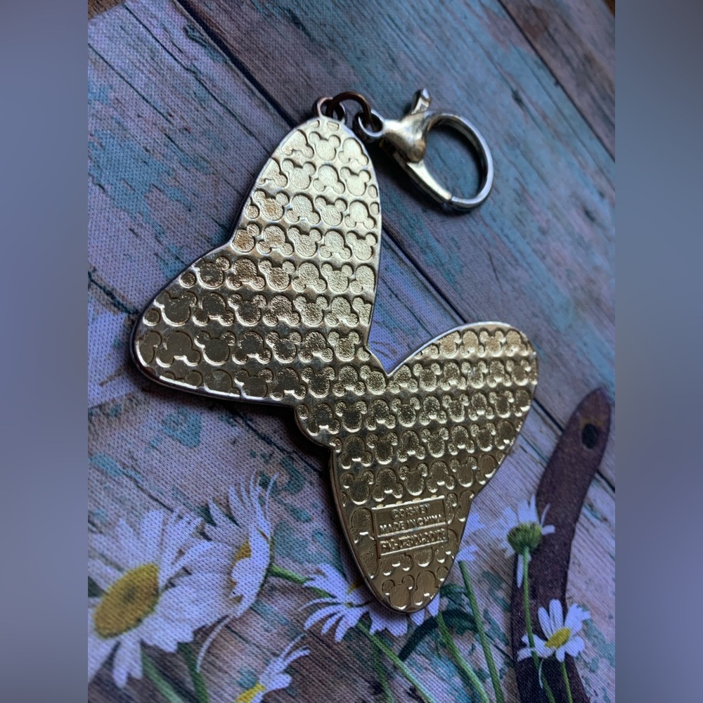 Minnie Mouse Key Chain - Picture 5 of 5